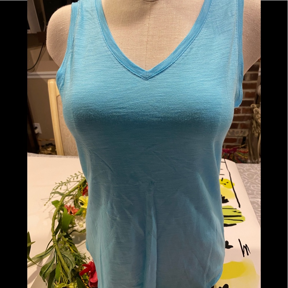 Chico’s Aqua Tank V neck S